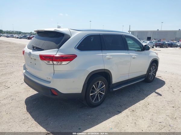 2019 TOYOTA HIGHLANDER XLE