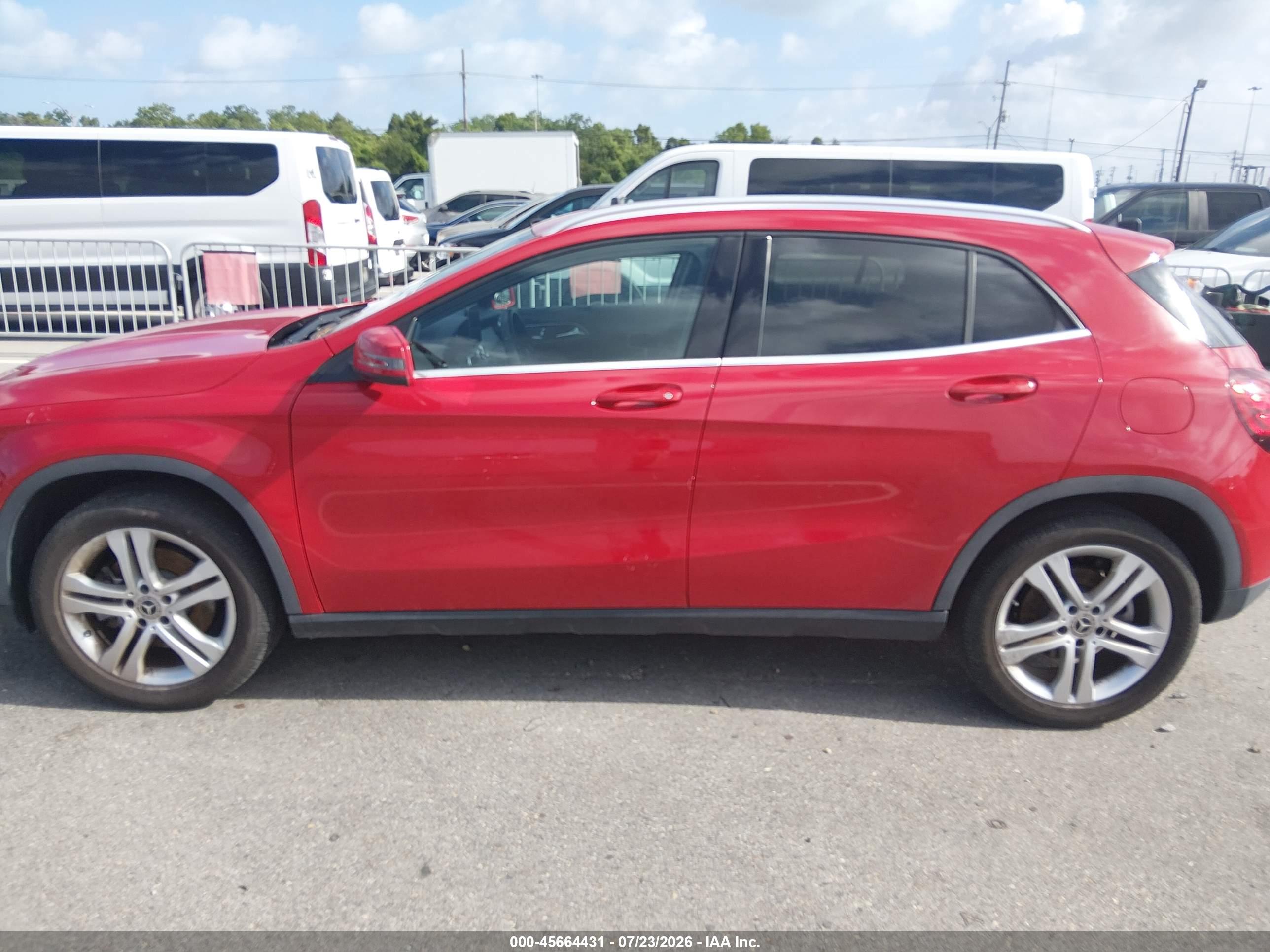 2020 MERCEDES-BENZ GLA 250 GLA250