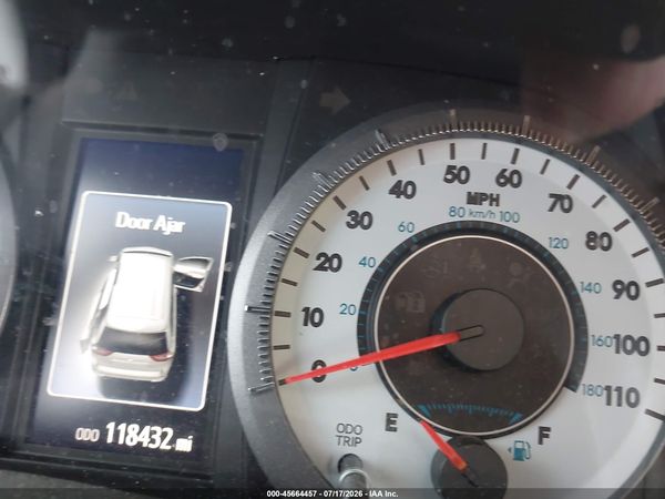 2018 TOYOTA SIENNA SE 8 PASSENGER