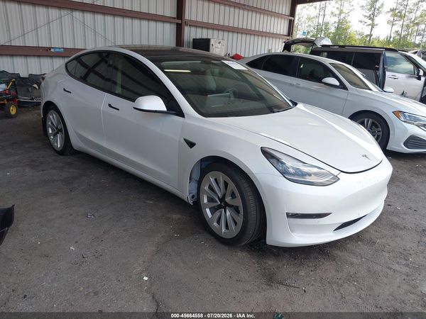 2021 TESLA MODEL 3