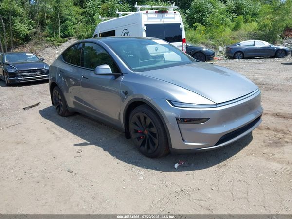 2026 TESLA MODEL Y