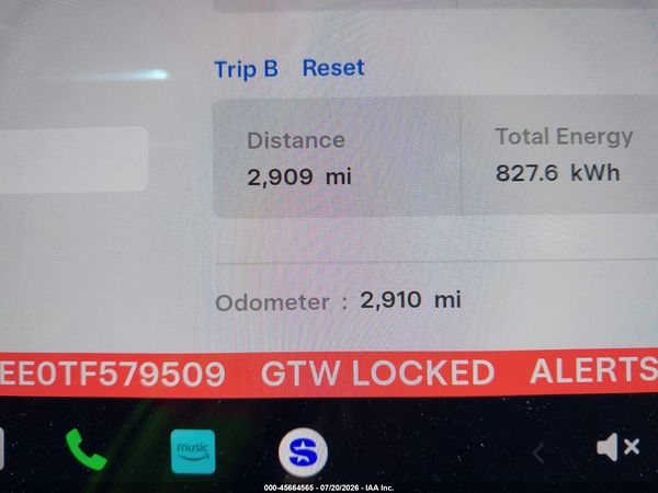 2026 TESLA MODEL Y