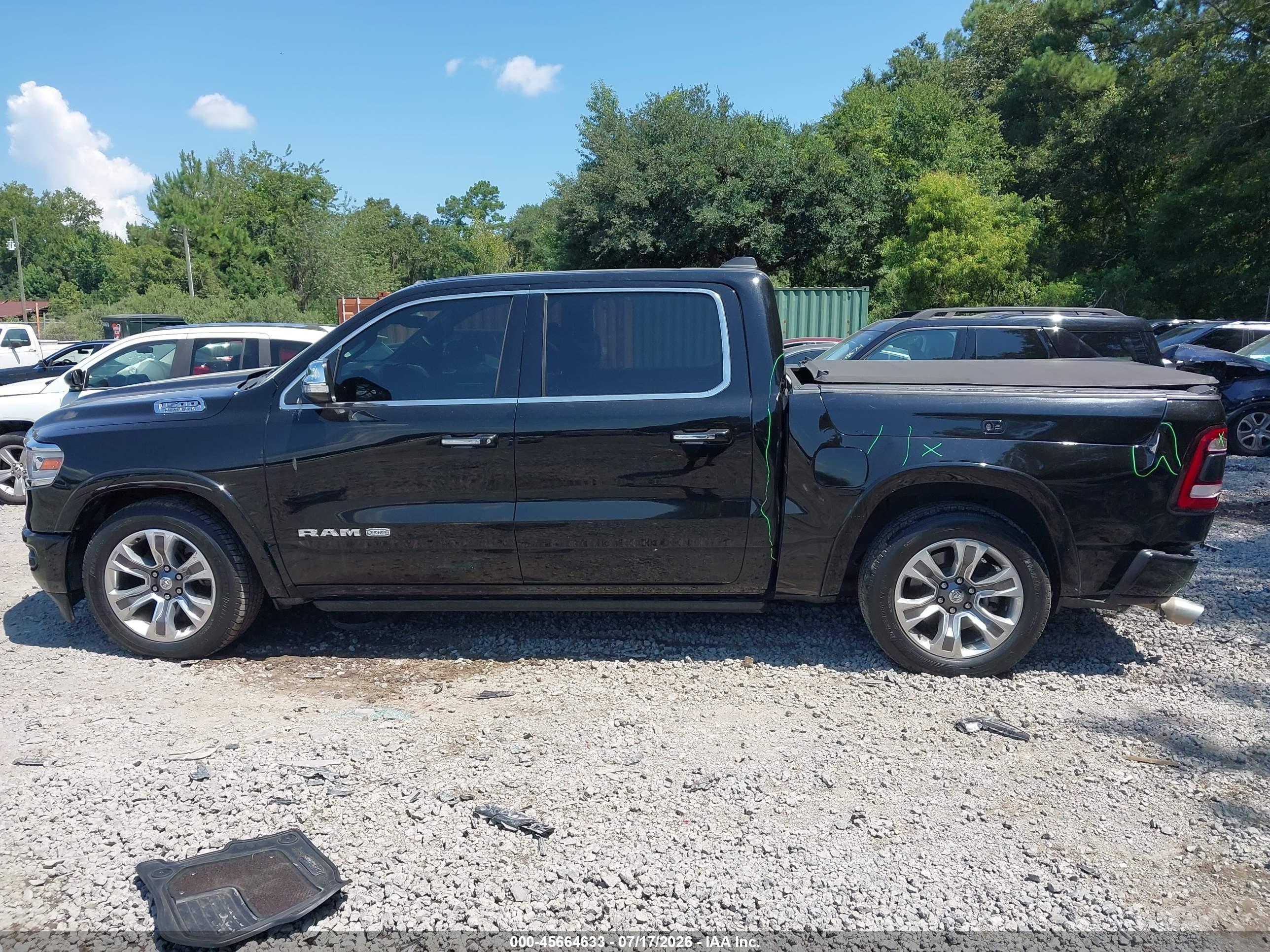 2019 RAM 1500 LONGHORN  4X4 5'7 BOX