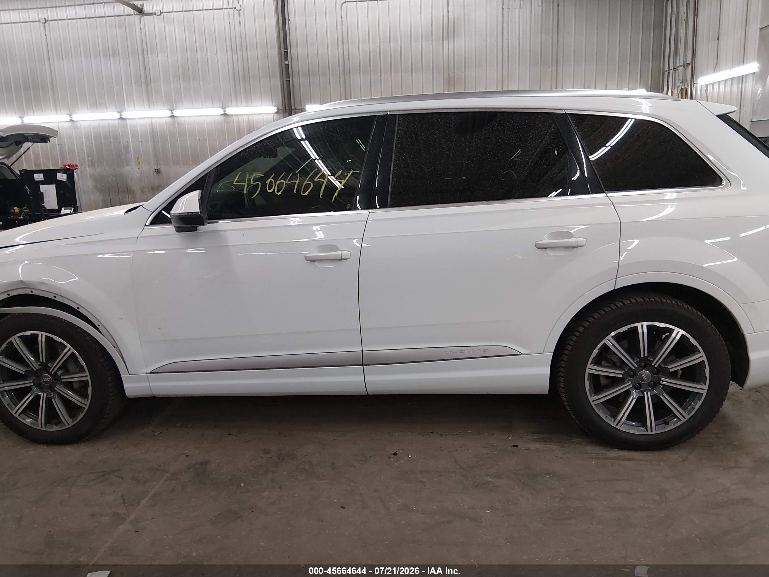 2017 AUDI Q7 3.0T PREMIUM