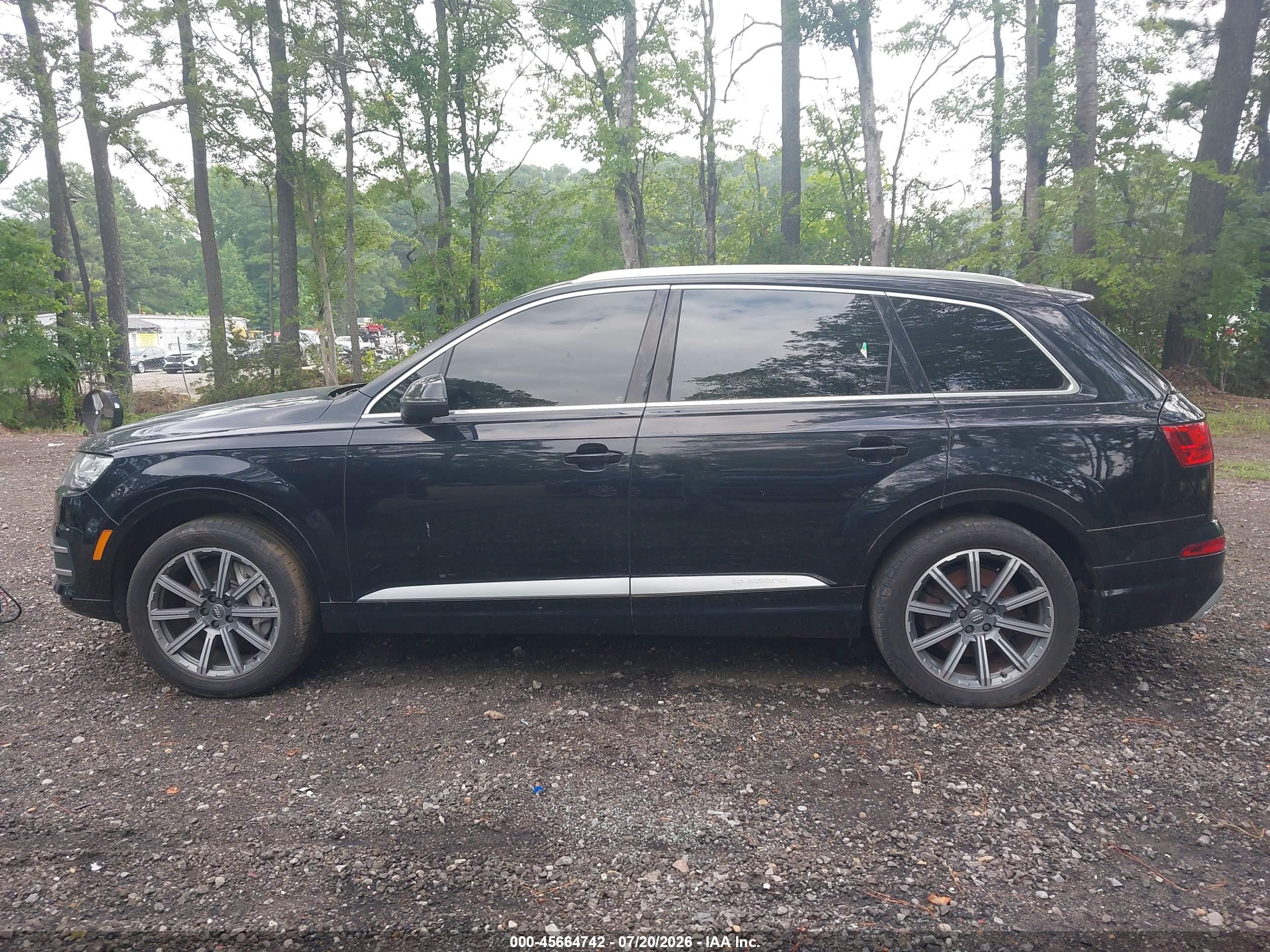 2017 AUDI Q7 3.0T PREMIUM