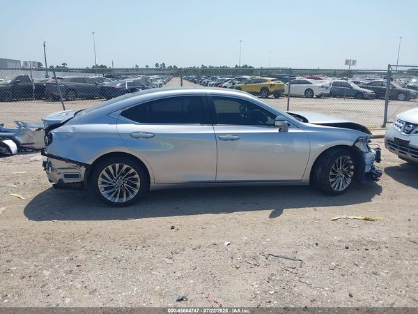 2025 LEXUS ES 350 ULTRA LUXURY