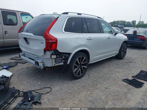 2018 VOLVO XC90 T6 MOMENTUM