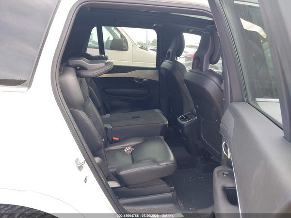 2018 VOLVO XC90 T6 MOMENTUM