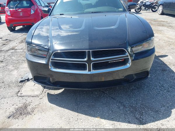 2012 DODGE CHARGER SE