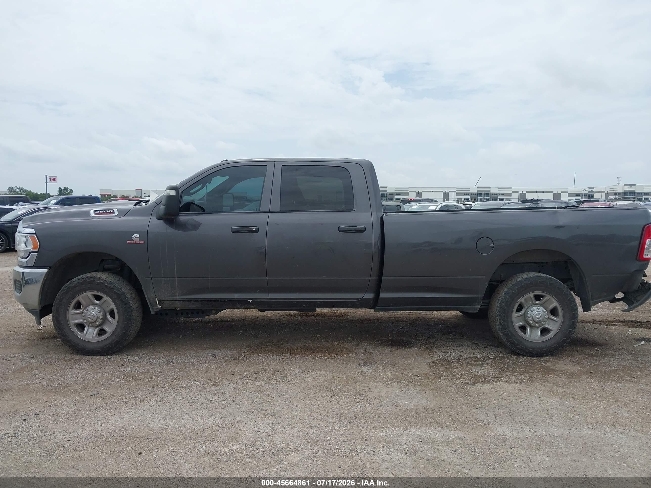 2023 RAM 3500 TRADESMAN  4X4 8' BOX
