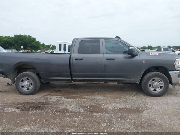 2023 RAM 3500 TRADESMAN  4X4 8' BOX