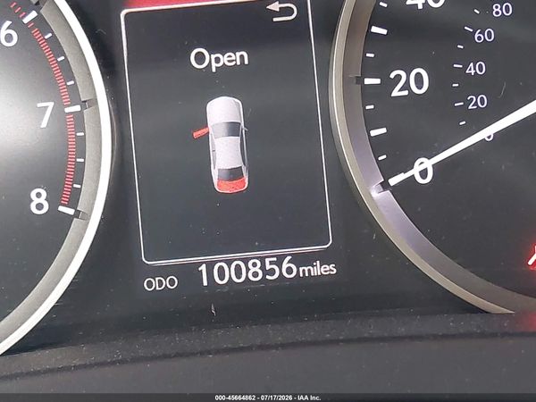 2016 LEXUS IS 200T