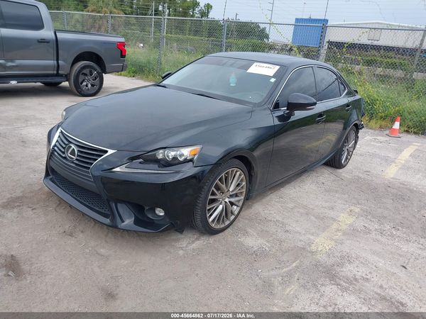 2016 LEXUS IS 200T