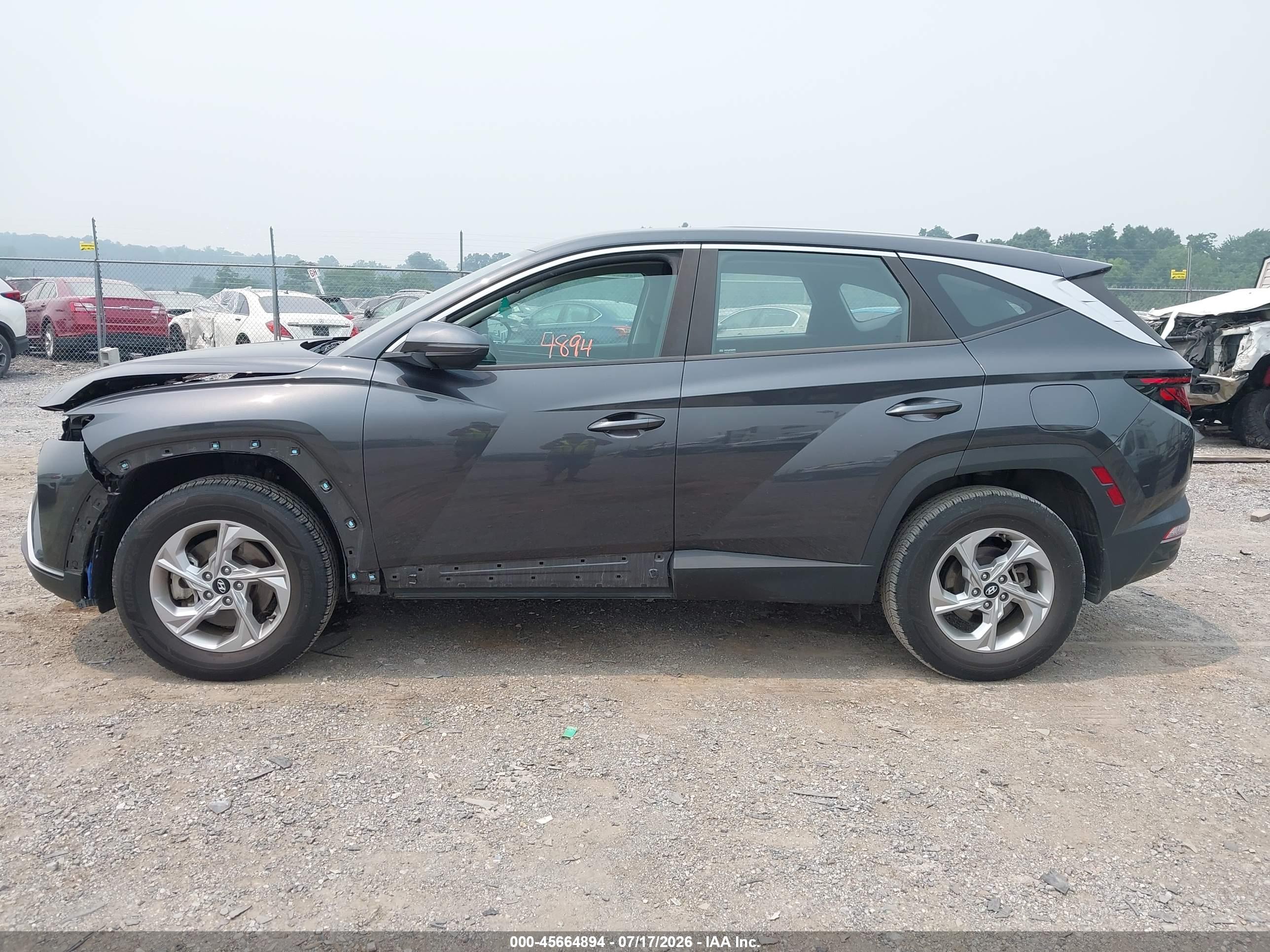 2022 HYUNDAI TUCSON SE