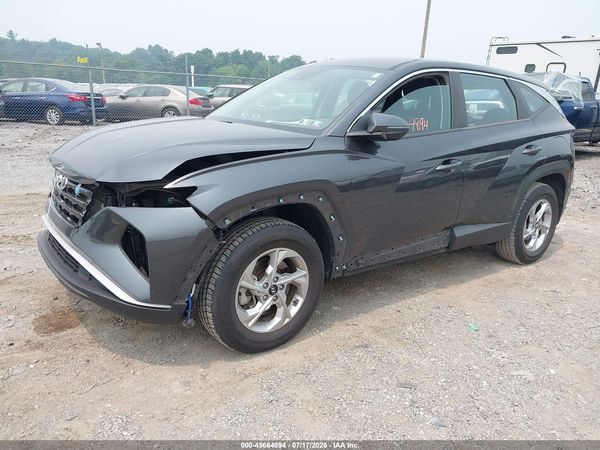 2022 HYUNDAI TUCSON SE