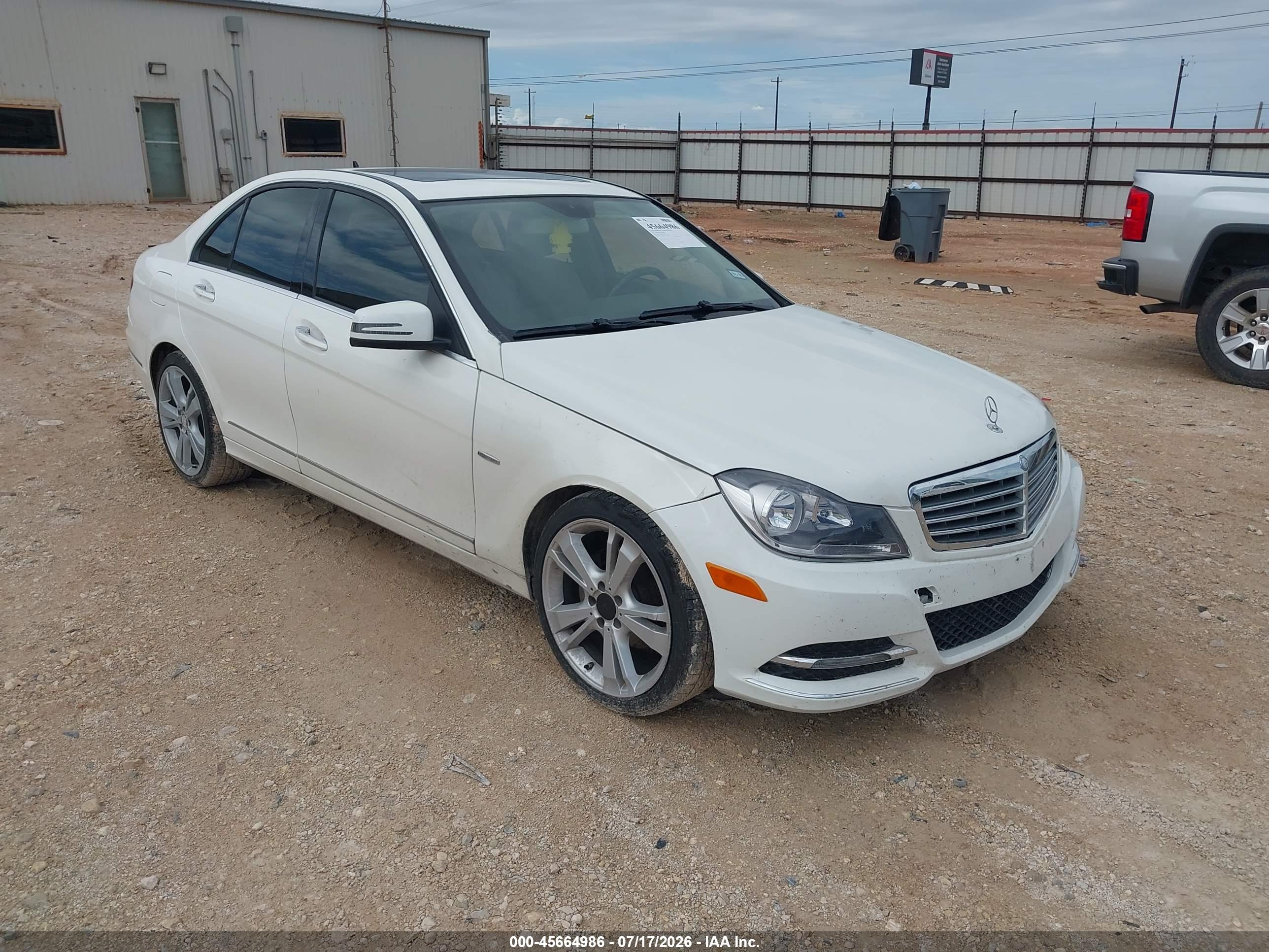 2012 MERCEDES-BENZ C 250 LUXURY