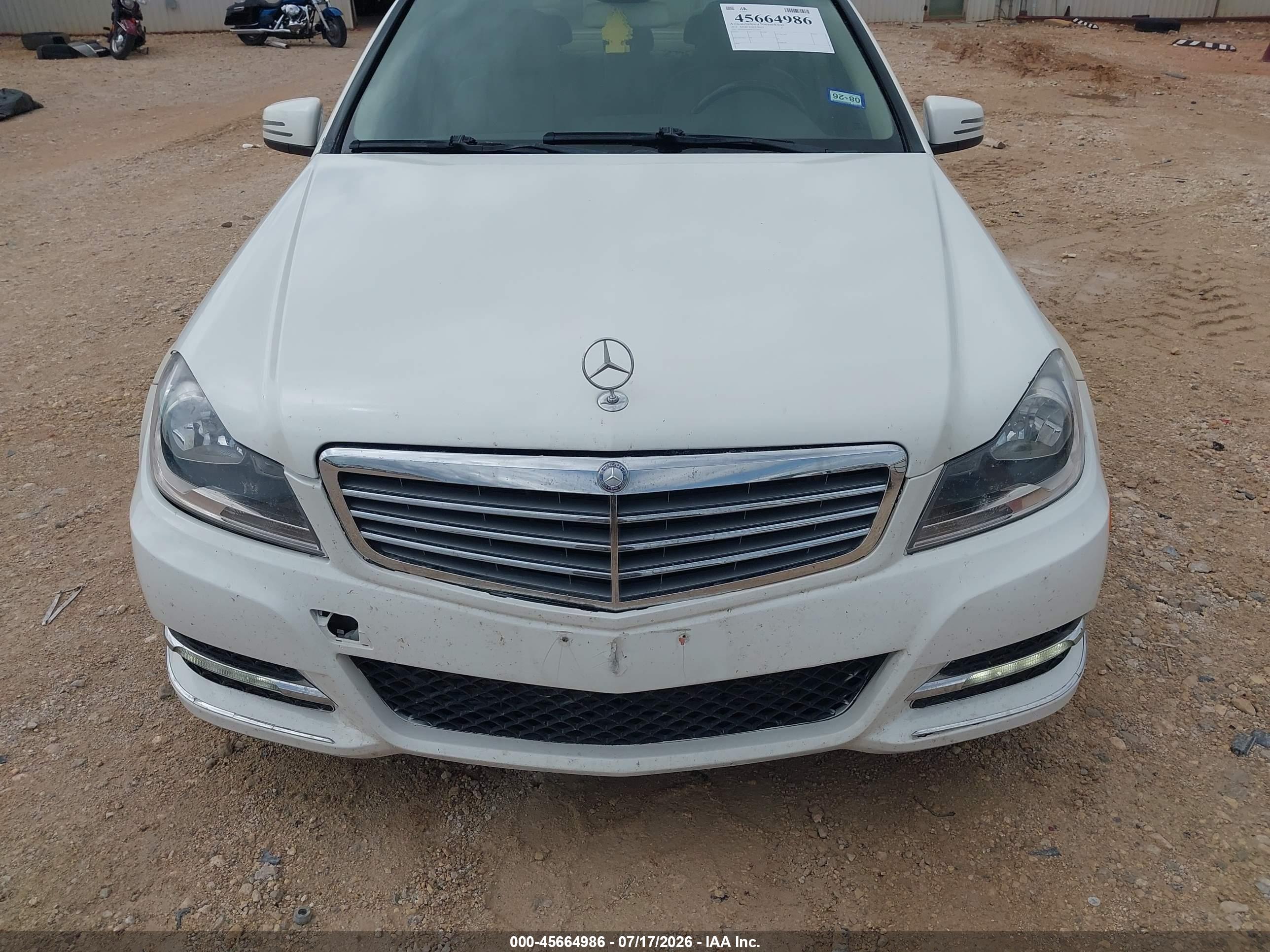 2012 MERCEDES-BENZ C 250 LUXURY