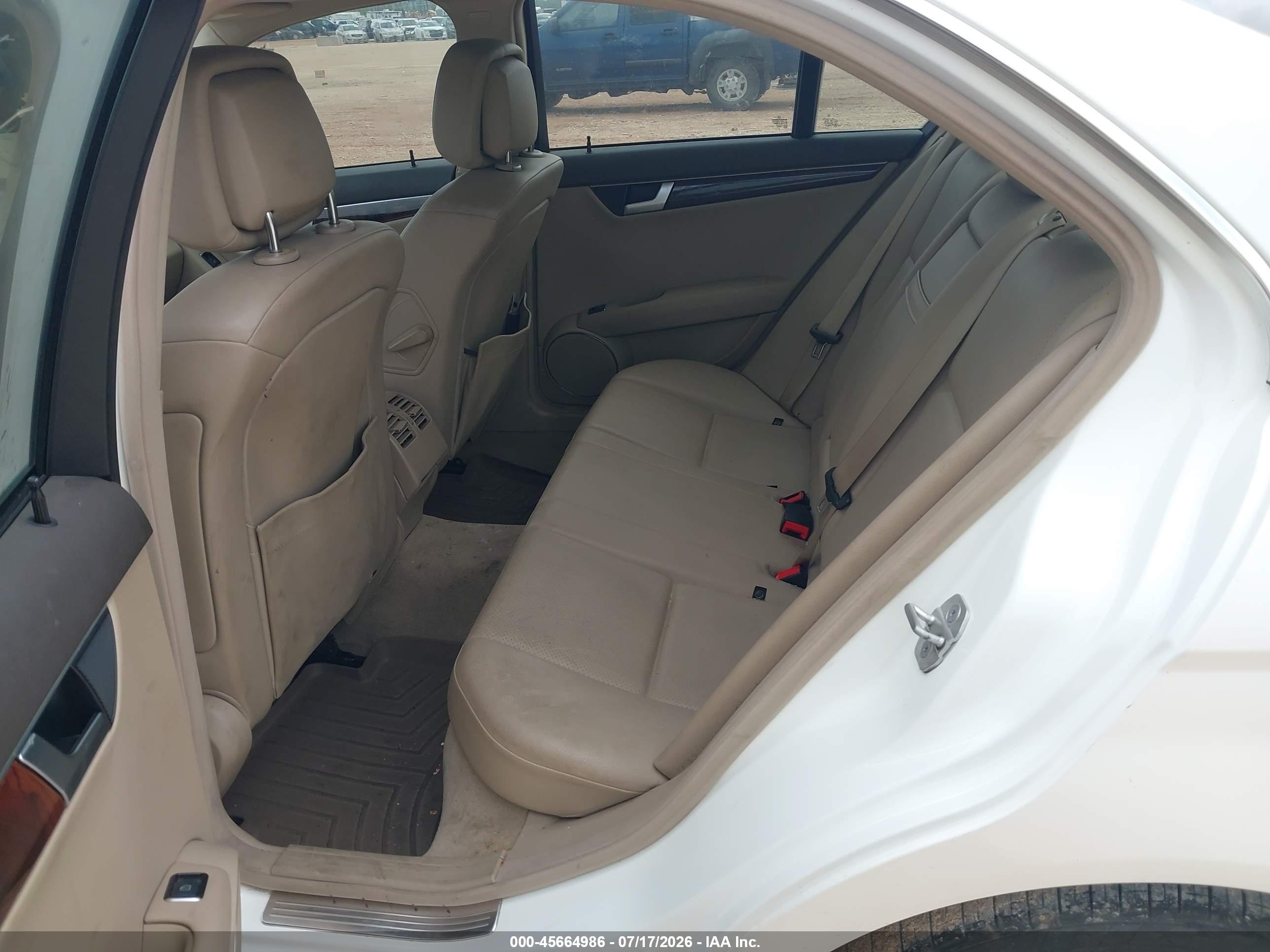 2012 MERCEDES-BENZ C 250 LUXURY
