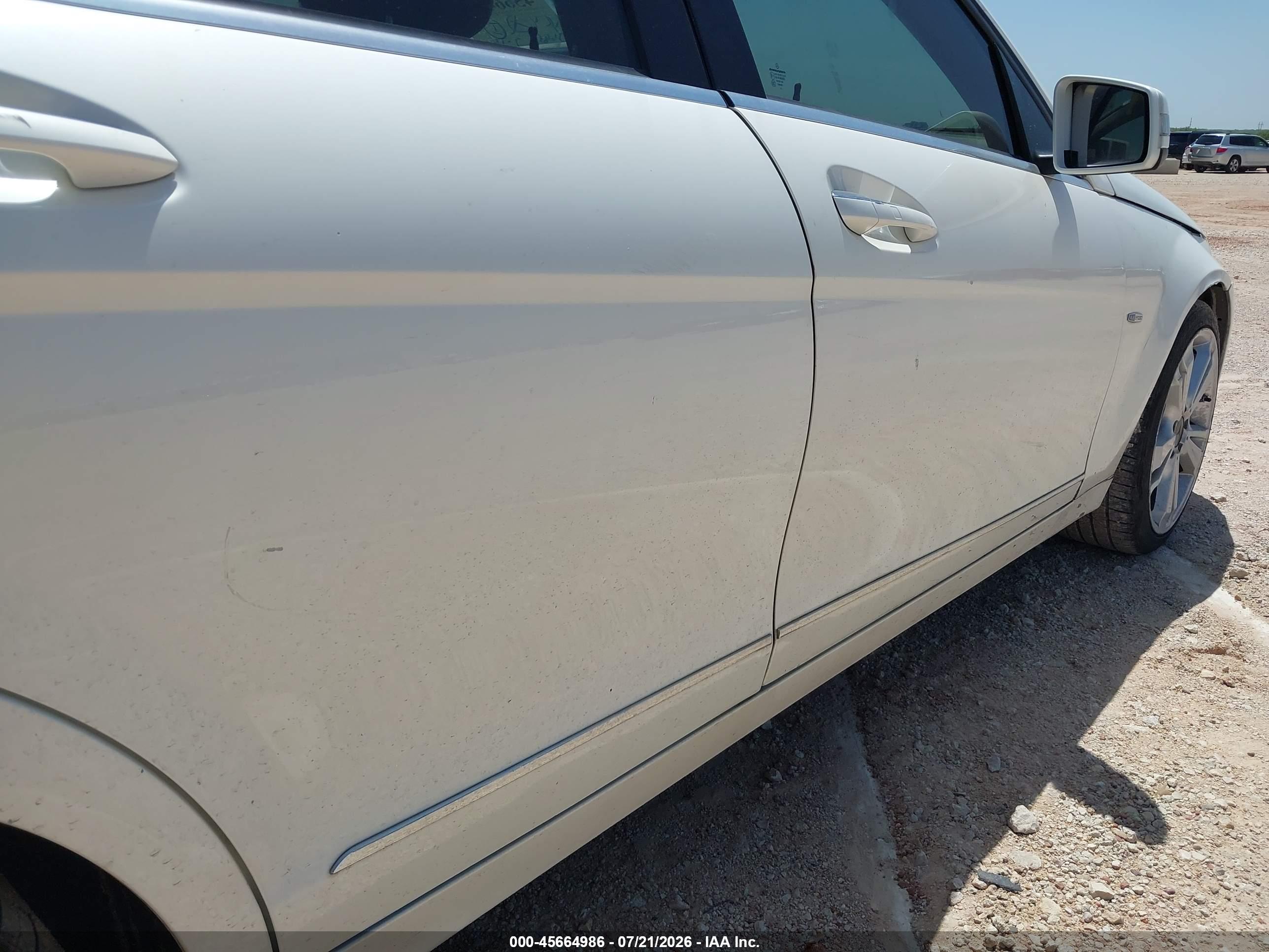 2012 MERCEDES-BENZ C 250 LUXURY