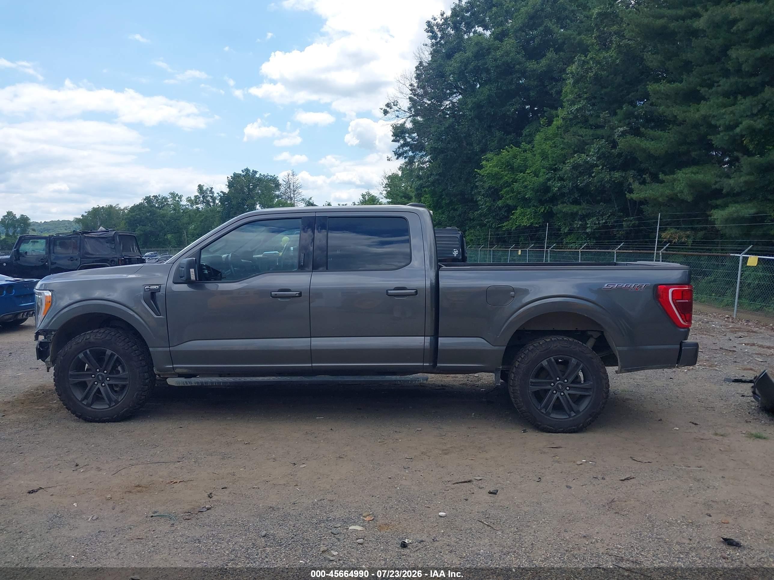 2022 FORD F-150 XLT