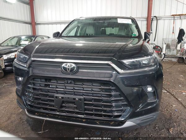 2025 TOYOTA GRAND HIGHLANDER PLATINUM