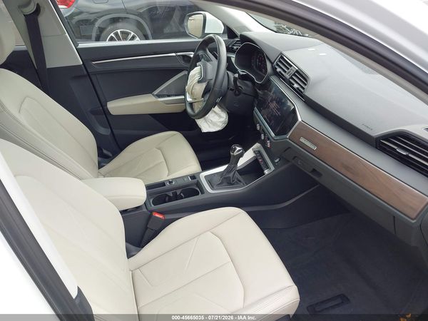2022 AUDI Q3