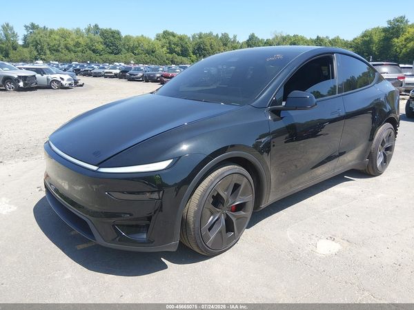 2026 TESLA MODEL Y