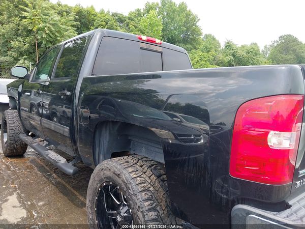 2012 CHEVROLET SILVERADO 1500 LTZ — I117