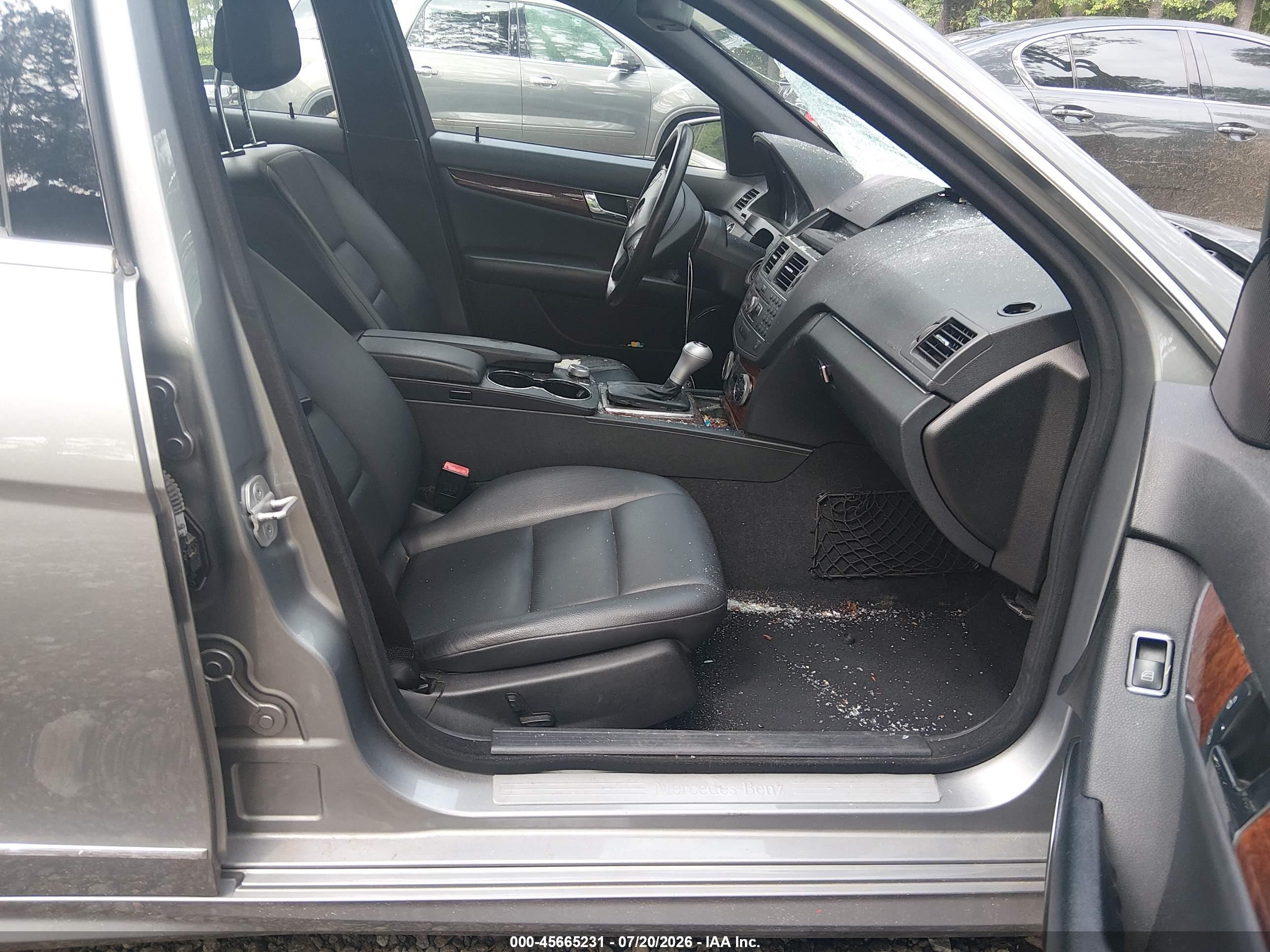 2011 MERCEDES-BENZ C 300 C300 4-MATIC
