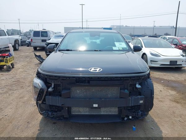 2024 HYUNDAI KONA SE