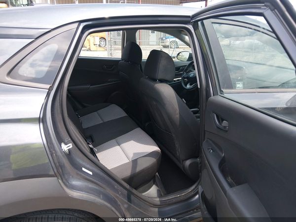 2021 HYUNDAI KONA SE