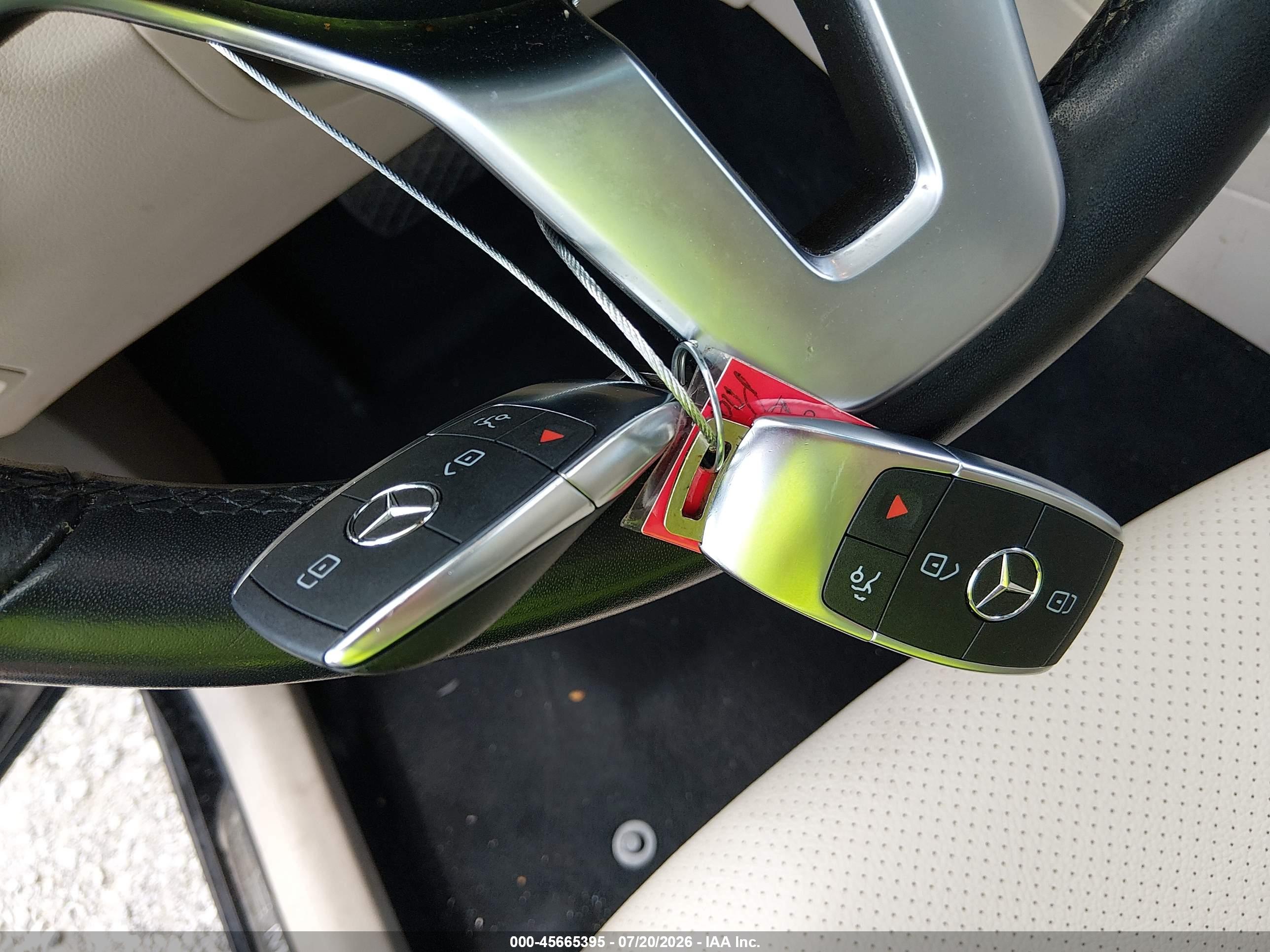 2022 MERCEDES-BENZ GLC 300 SUV