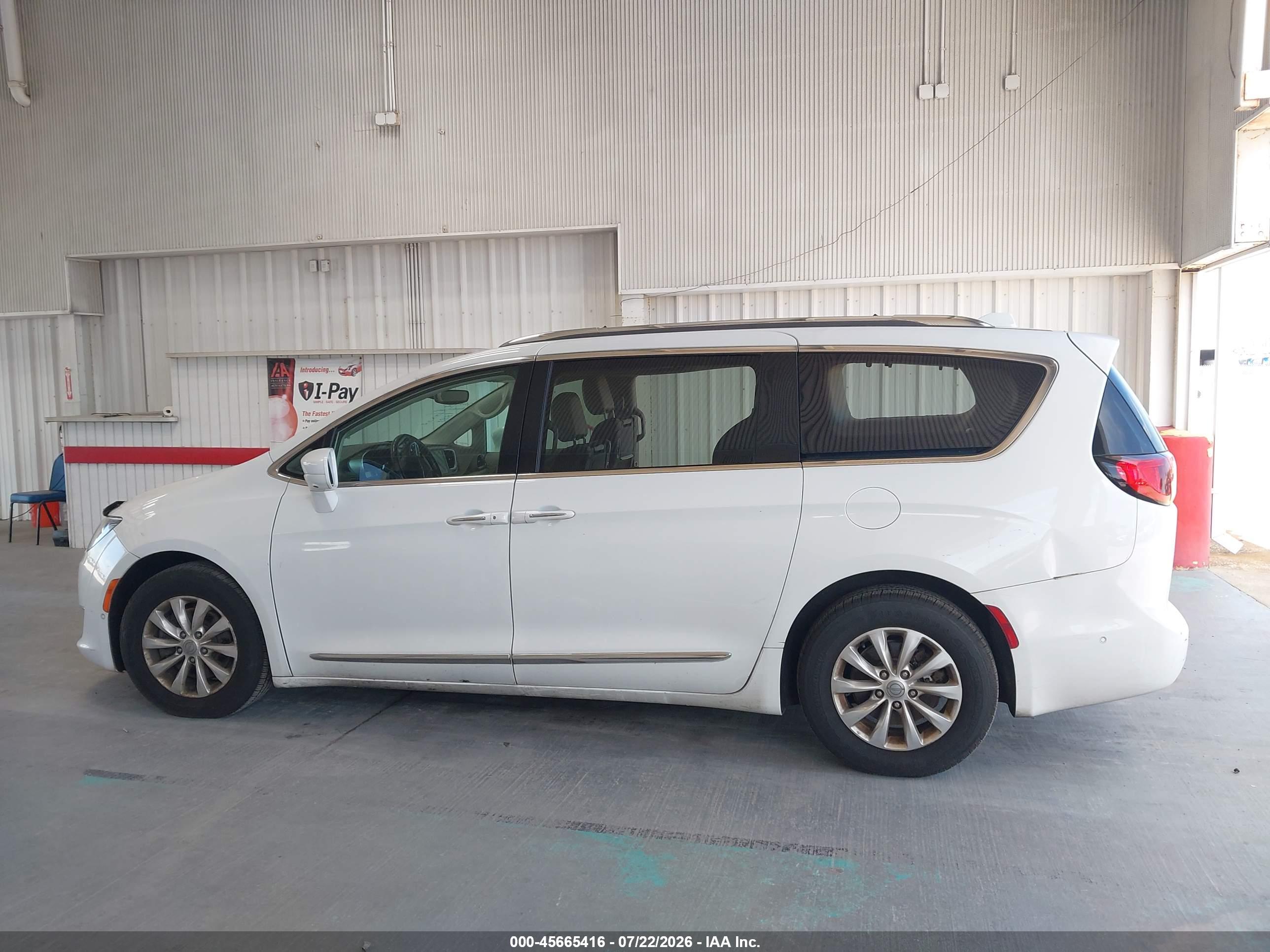 2018 CHRYSLER PACIFICA TOURING L PLUS