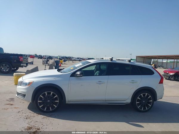 2016 VOLVO V60 CROSS COUNTRY T5