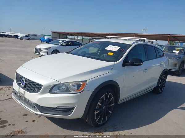 2016 VOLVO V60 CROSS COUNTRY T5