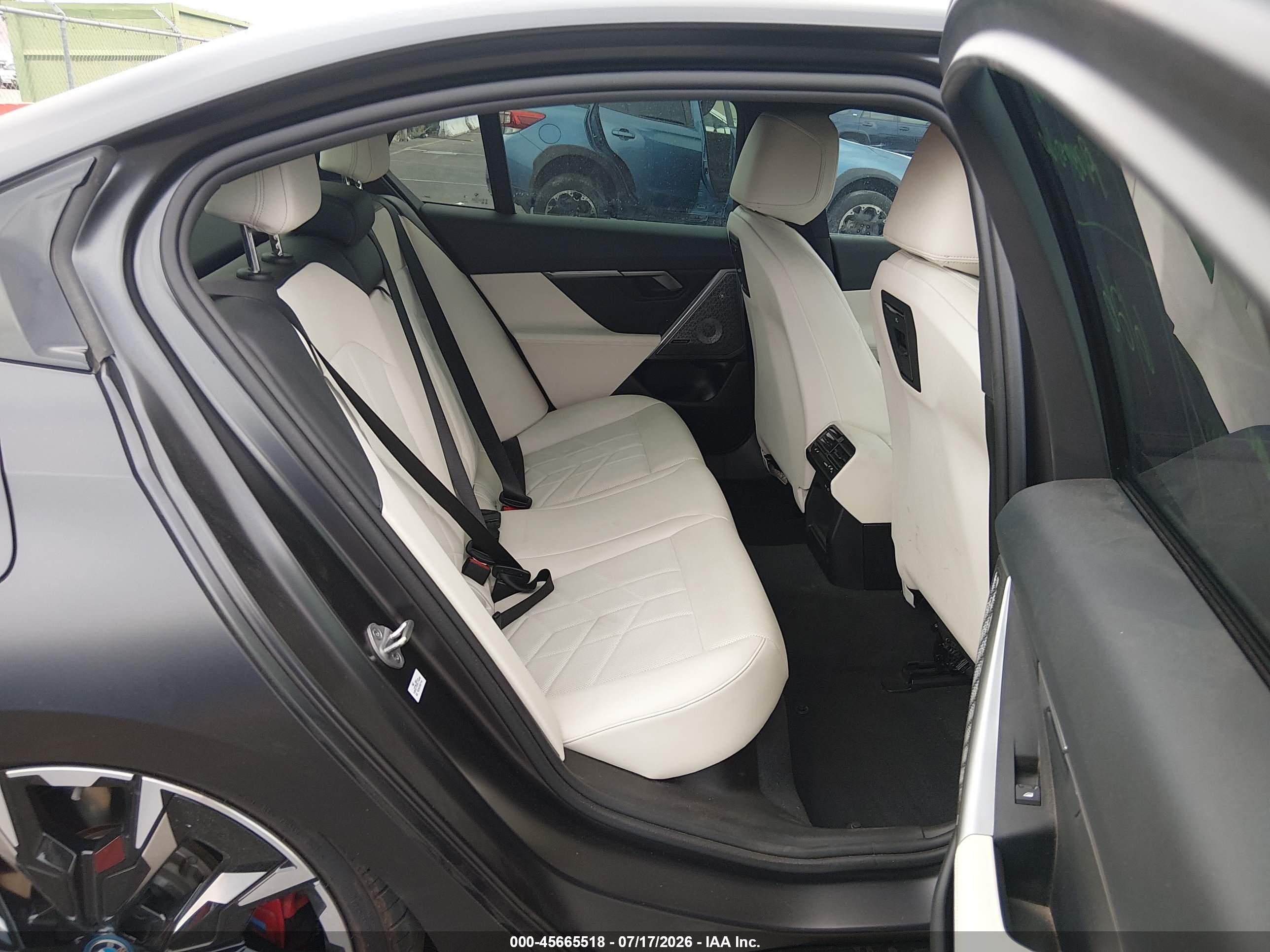 2024 BMW I5 M60