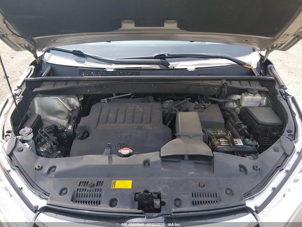 2016 TOYOTA HIGHLANDER LE PLUS V6