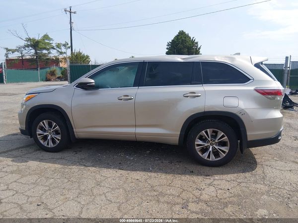 2016 TOYOTA HIGHLANDER LE PLUS V6