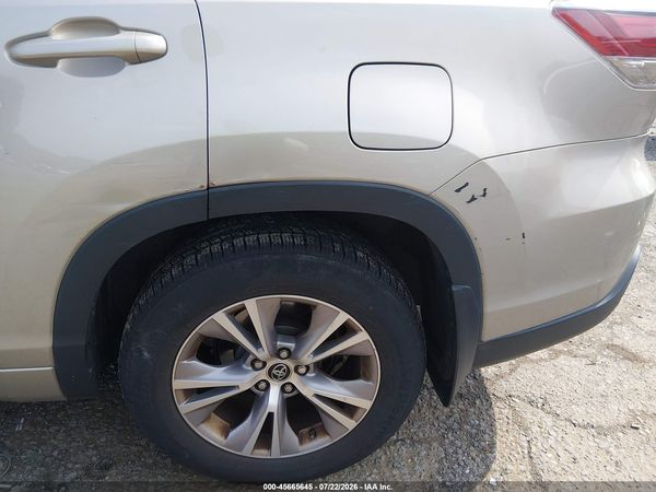 2016 TOYOTA HIGHLANDER LE PLUS V6
