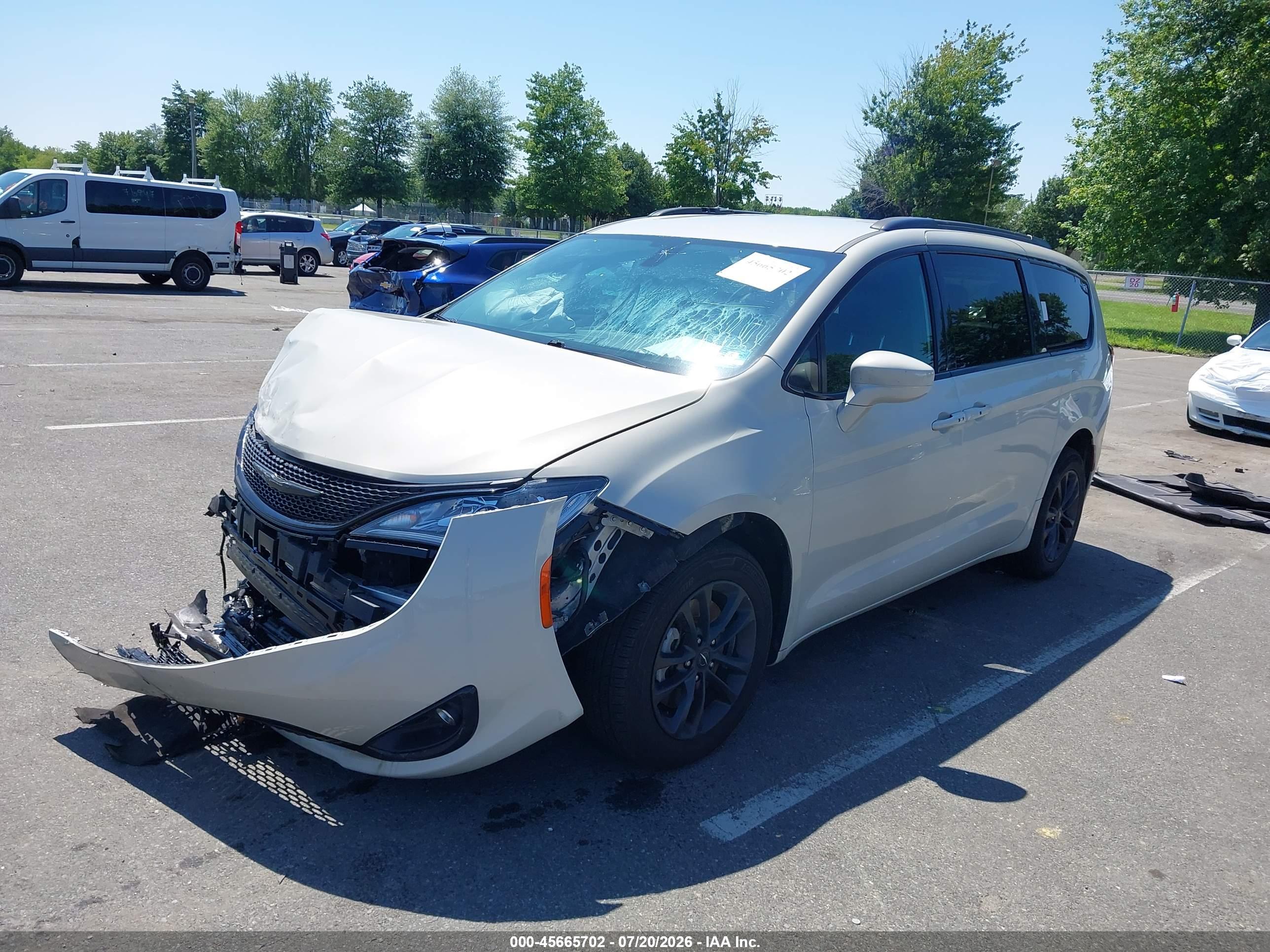 2020 CHRYSLER PACIFICA AWD LAUNCH EDITION — I2