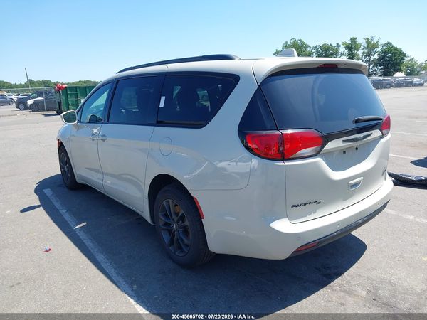 2020 CHRYSLER PACIFICA AWD LAUNCH EDITION — I3