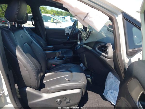 2020 CHRYSLER PACIFICA AWD LAUNCH EDITION — I5