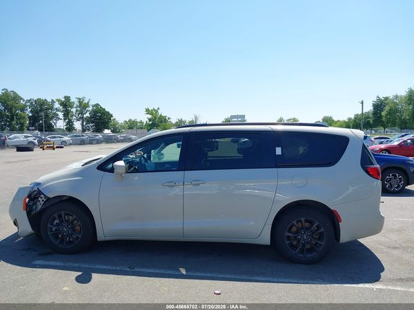 2020 CHRYSLER PACIFICA AWD LAUNCH EDITION — I117