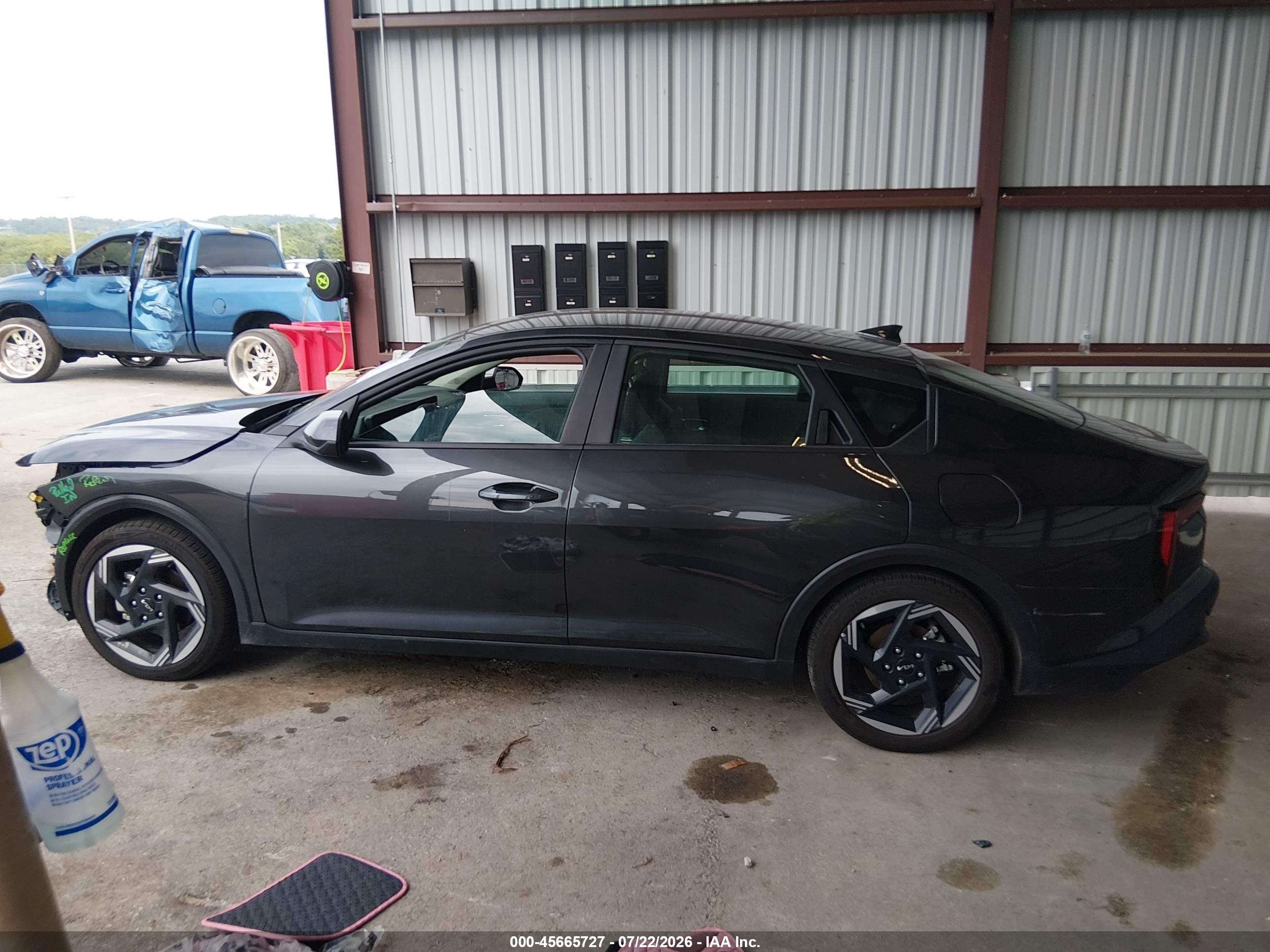 2025 KIA K4 EX