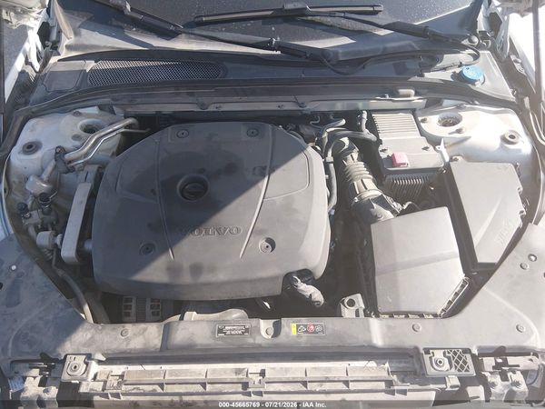 2019 VOLVO S60 T6 MOMENTUM