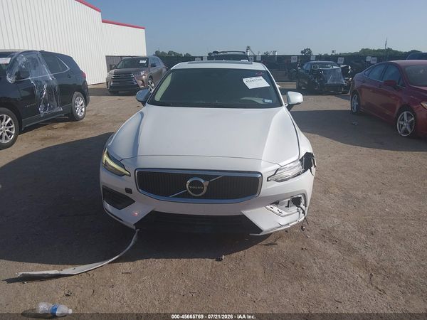 2019 VOLVO S60 T6 MOMENTUM