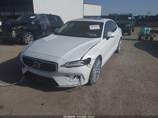 2019 VOLVO S60 T6 MOMENTUM