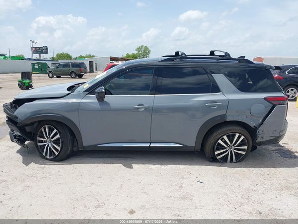 2025 NISSAN PATHFINDER PLATINUM FWD — I117