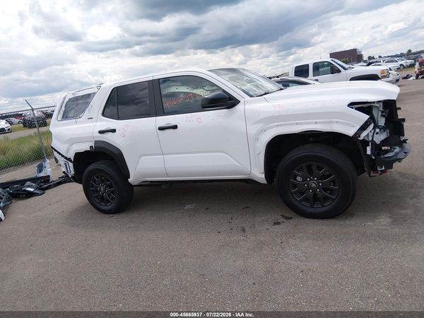 2025 TOYOTA 4RUNNER SR5
