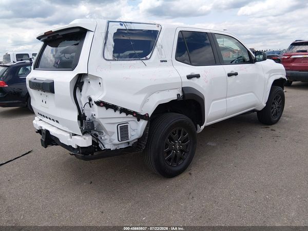 2025 TOYOTA 4RUNNER SR5